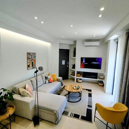 Floral Home 1 - Ground Floor Apt With Courtyard And Private Parking! Athen Eksteriør billede