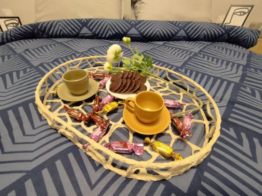 Floral Home 1 - Ground Floor Apt With Courtyard And Private Parking! Athen Eksteriør billede