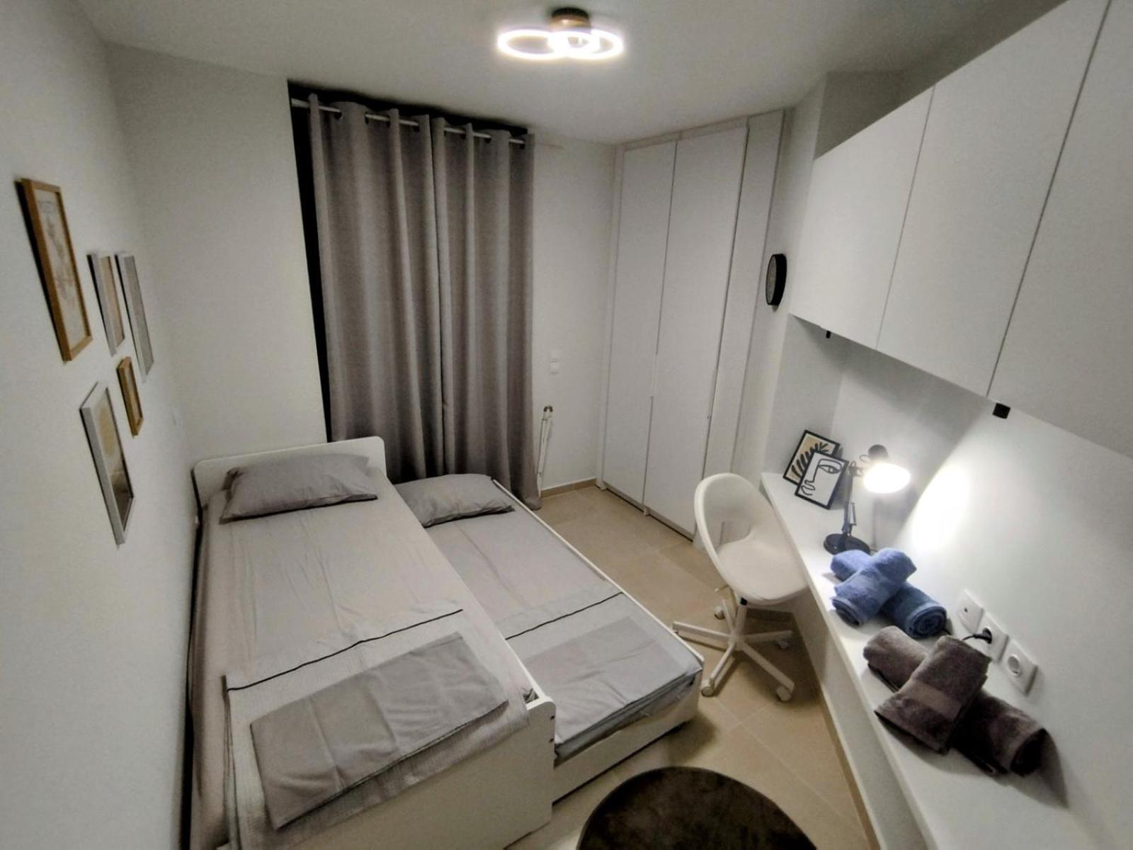 Floral Home 1 - Ground Floor Apt With Courtyard And Private Parking! Athen Eksteriør billede