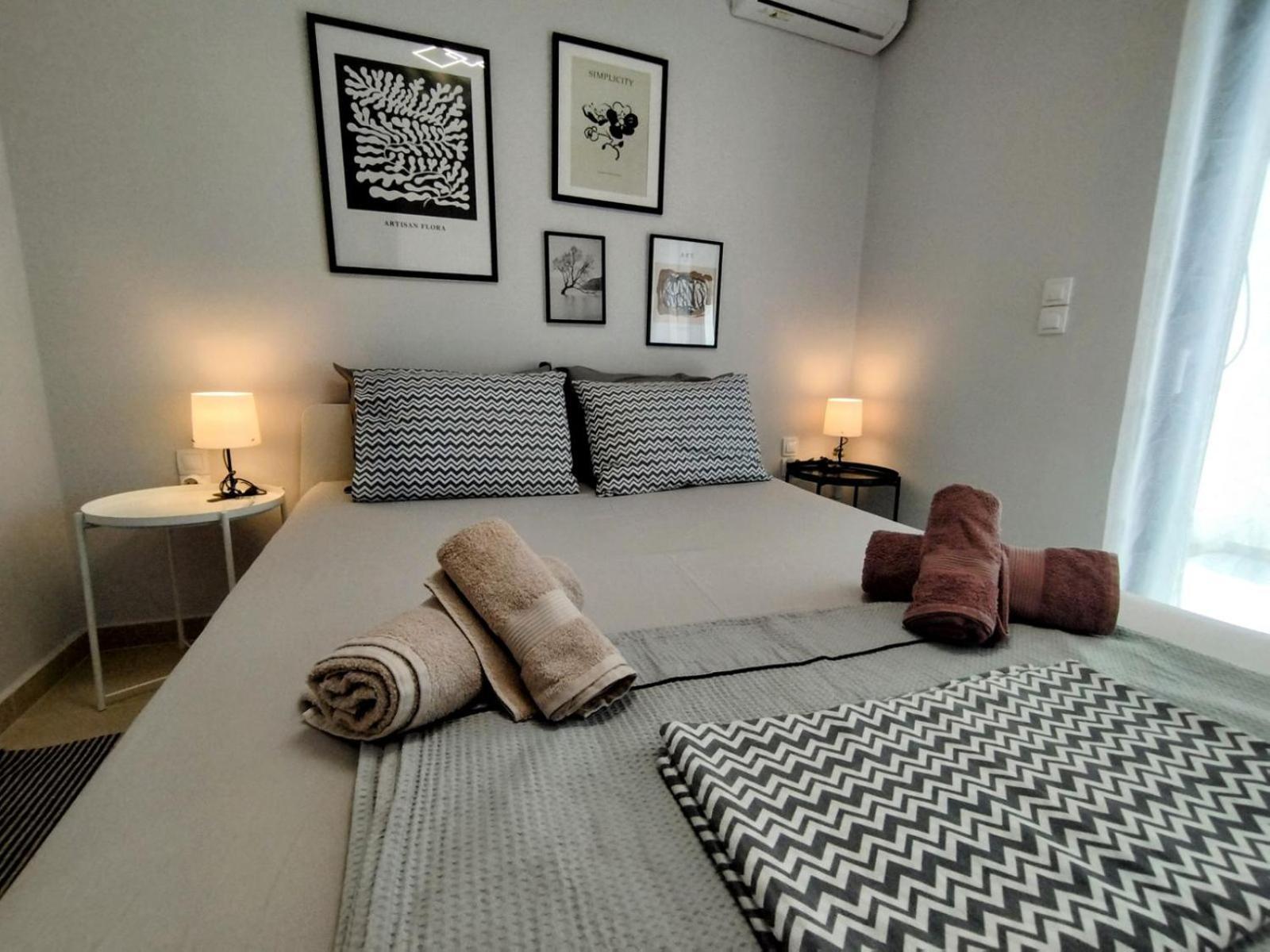 Floral Home 1 - Ground Floor Apt With Courtyard And Private Parking! Athen Eksteriør billede