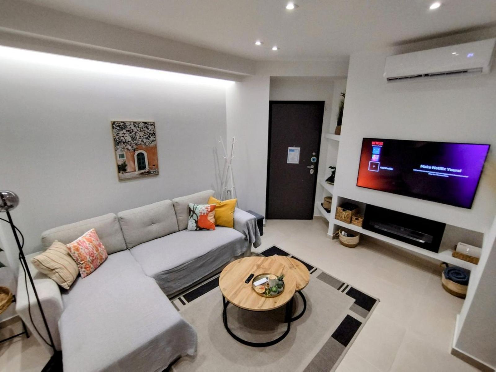 Floral Home 1 - Ground Floor Apt With Courtyard And Private Parking! Athen Eksteriør billede