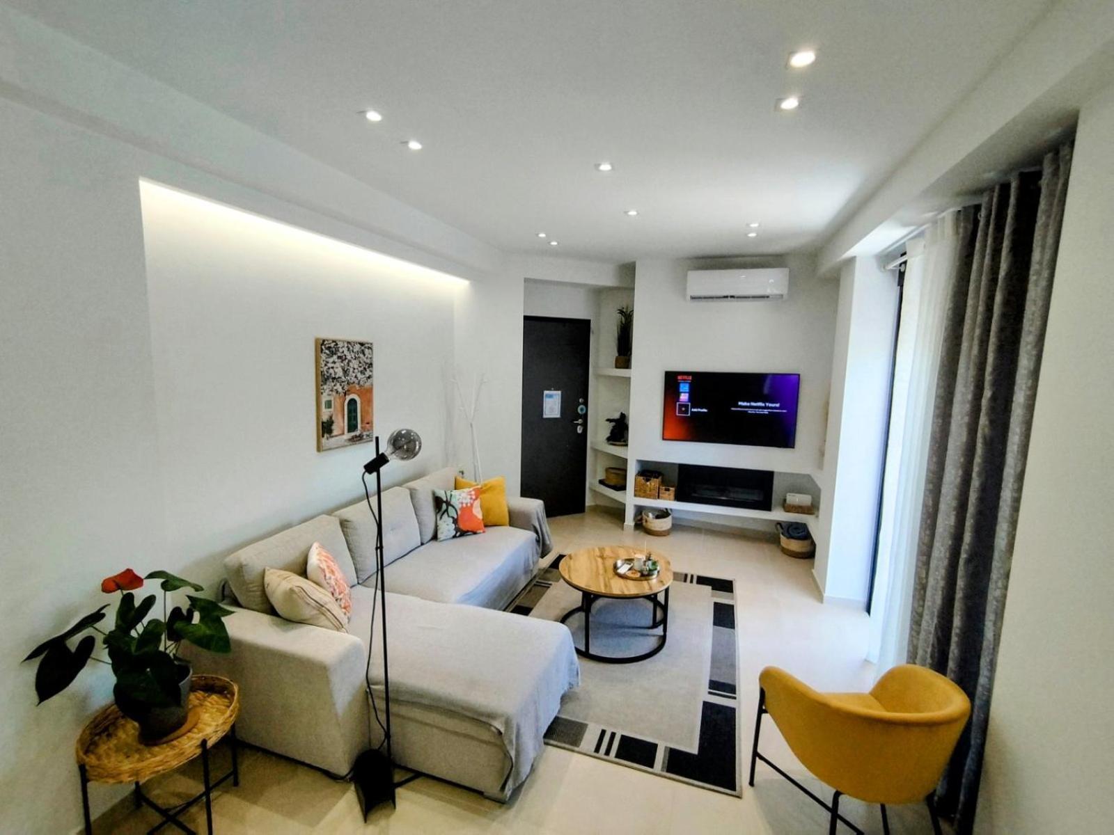 Floral Home 1 - Ground Floor Apt With Courtyard And Private Parking! Athen Eksteriør billede
